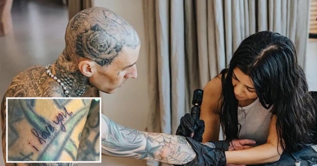 Kourtney Kardashian tattoos beau Travis Barkar "I Love You" 