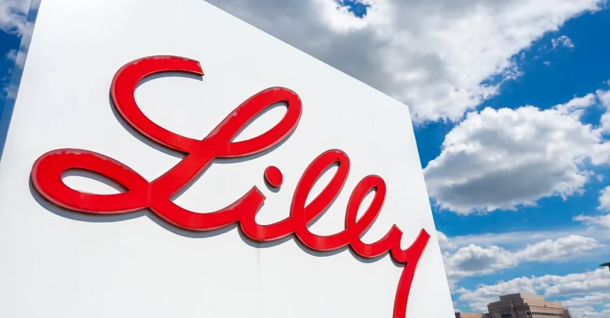 Eli Lilly (LLY) Stock: Triple-G Drug Retatrutide Delivers Up to 17% Weight Loss in Diabetes Trial