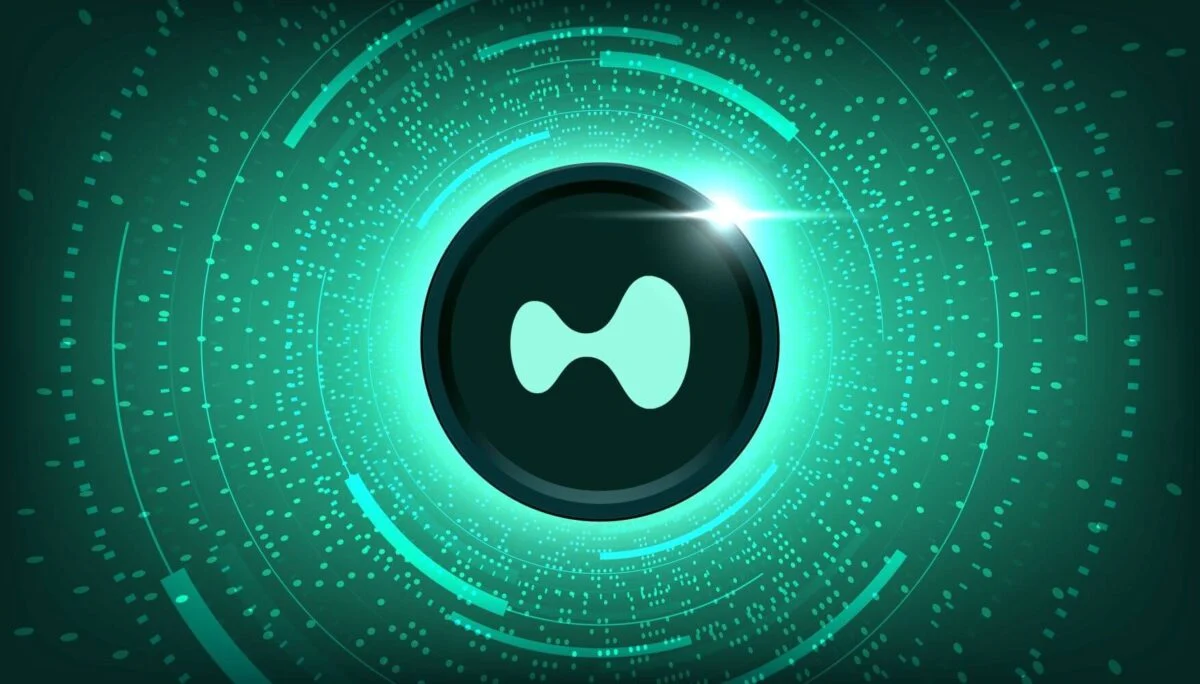 Hyperliquid (HYPE) Surges 21% as Grayscale Joins ETF Filing Race