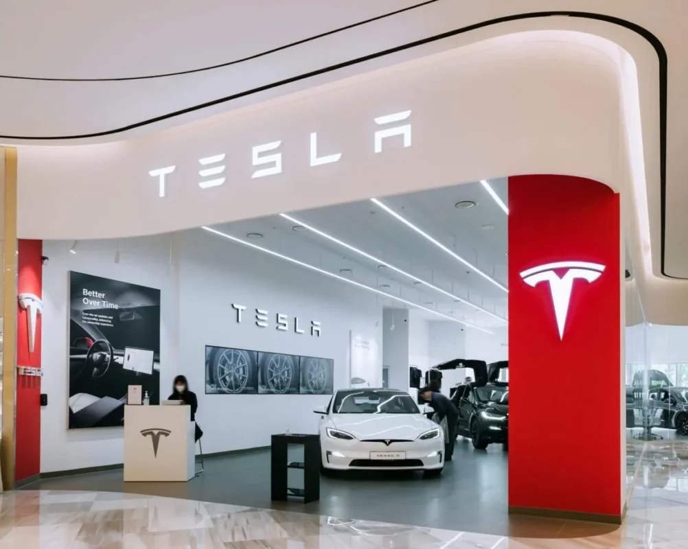 European Used EV Market Surges as Middle East Conflict Drives Fuel Costs Higher — Top EV Stocks