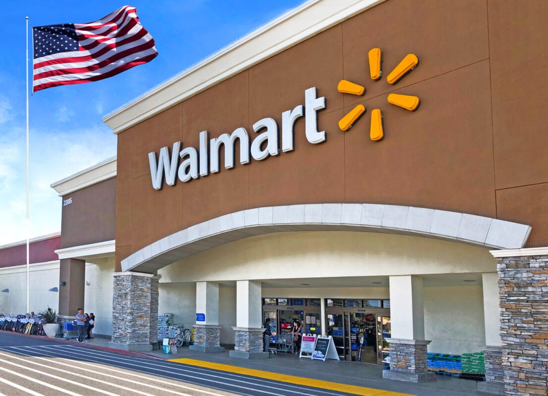Walmart (WMT) Stock Signals Economic Warning: The Recession Indicator You Need to Know