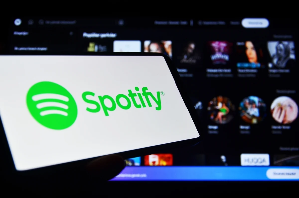 Spotify (SPOT) Stock Tumbles 6.6% on Premium Glitch and Analyst Downgrade