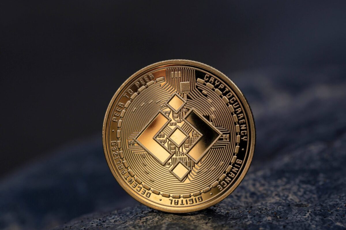 BNB Slides Below $591 Amid Iran Tensions: Can Binance’s Prediction Market Reverse the Trend?