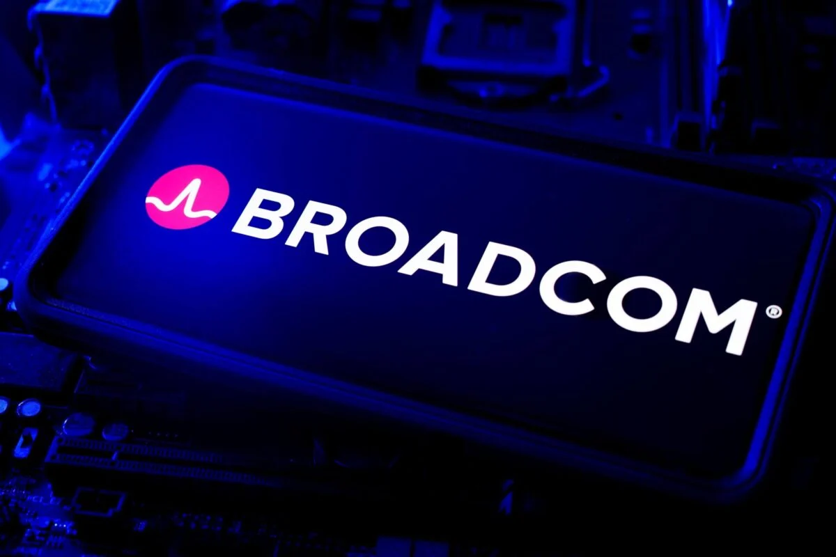 Broadcom (AVGO) Stock Downgraded: Analyst Spots Warning Signs in AI Financing Deals
