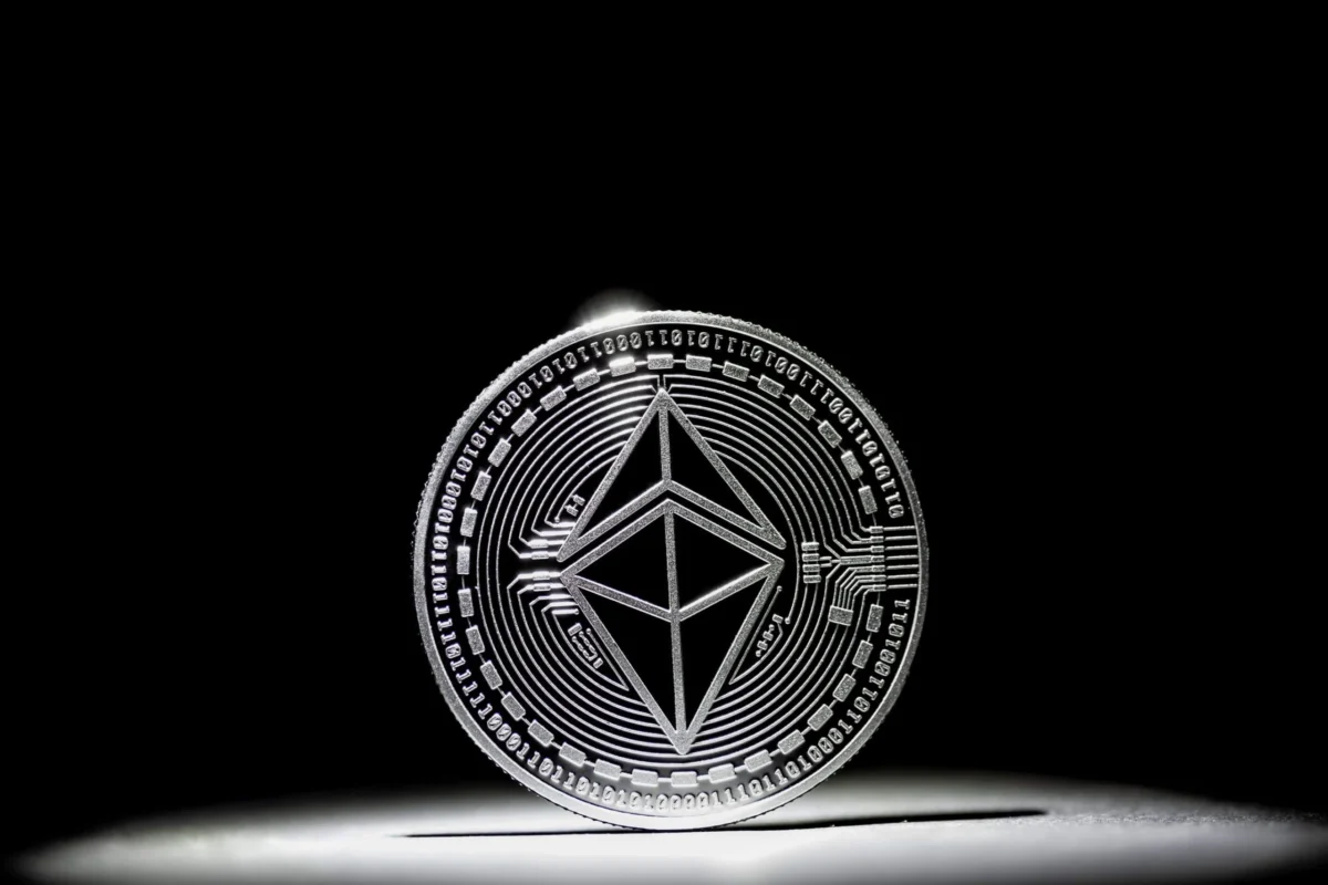 Ethereum (ETH) Price: Can $2,000 Support Hold as Trading Volatility Hits 9-Week Bottom?